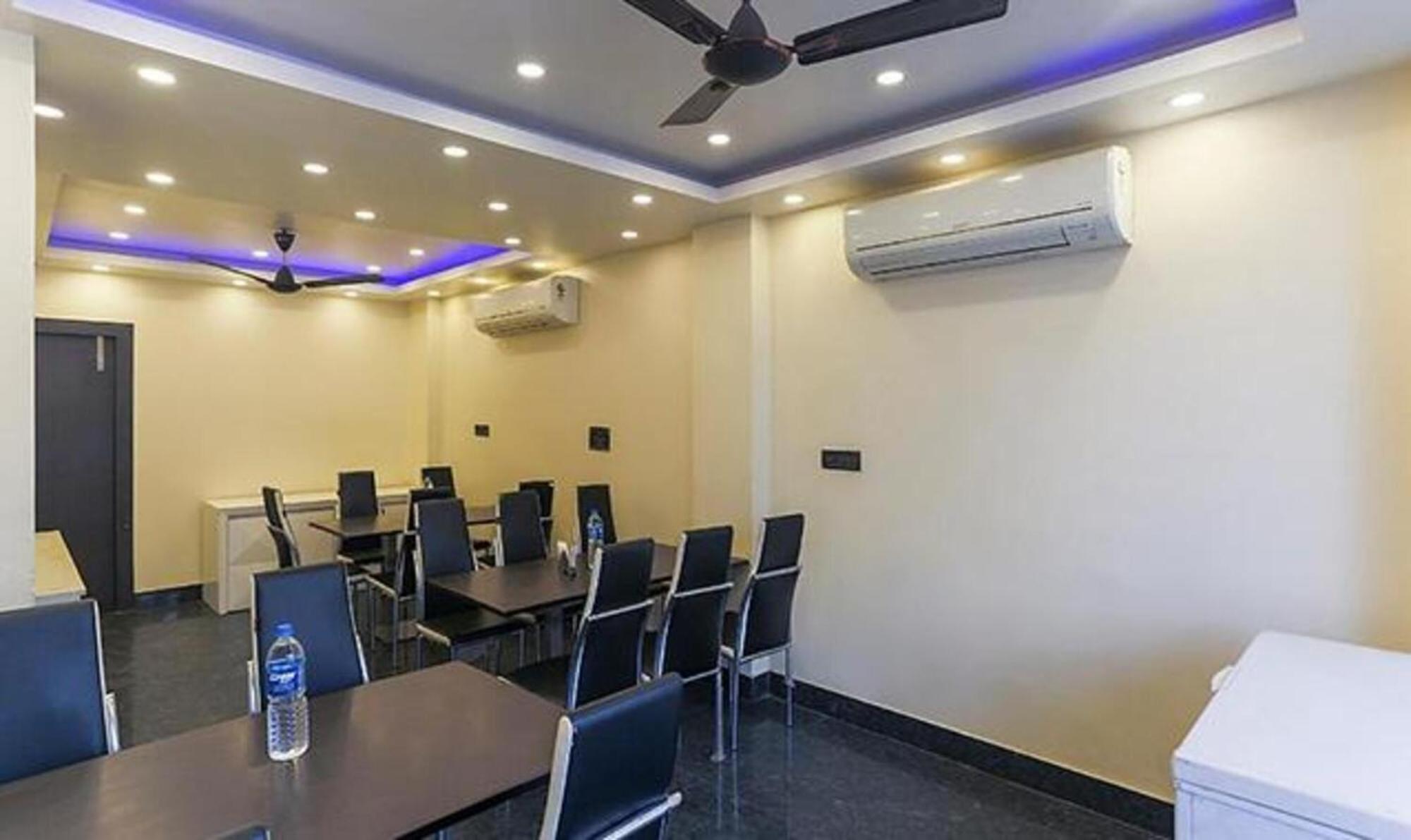Fabhotel Aspiring Inn Jādabpur Екстериор снимка